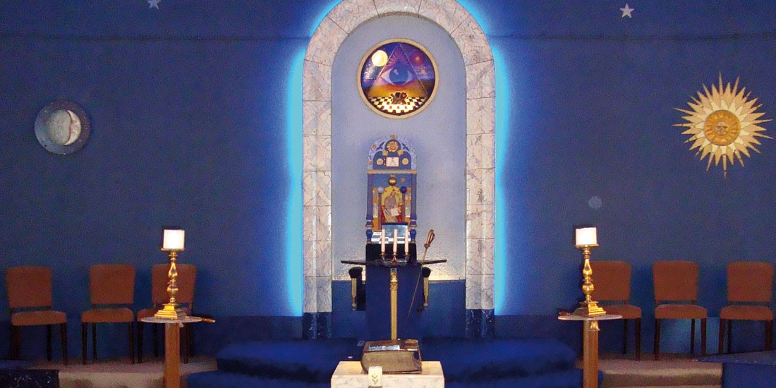 Tempel interieur blauw